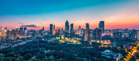 現(xiàn)代線圖片-現(xiàn)代線素材-現(xiàn)代線模板下載